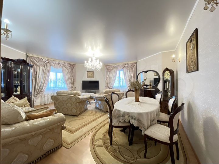 3-к. квартира, 123 м², 10/14 эт.