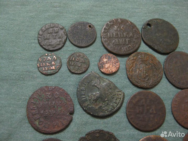 Монеты Петра 1 и сибирская монета.оригиналы