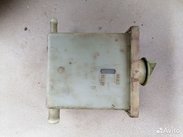 Бачок гидроусилителя VW Golf II/Jetta II 1983-1992