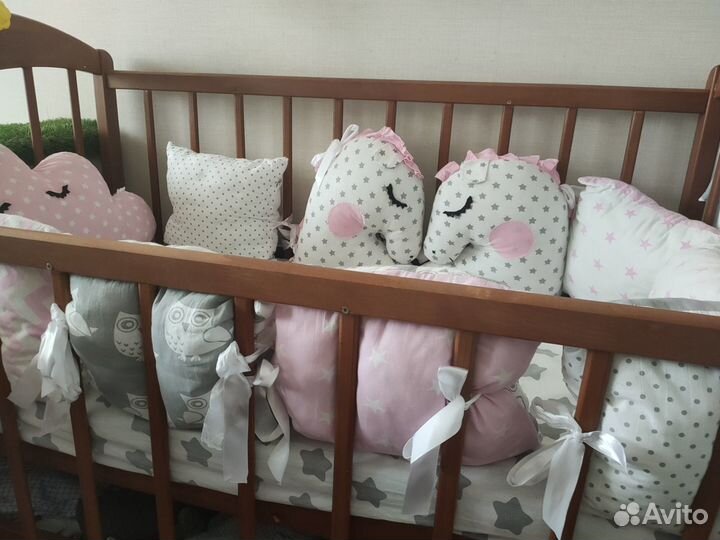 Набор бортиков для кровати малыша