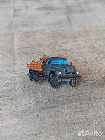 Значки автомобили