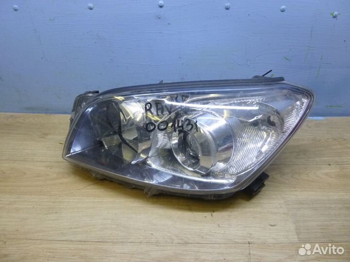 Фара левая toyota RAV 4 2006-2013