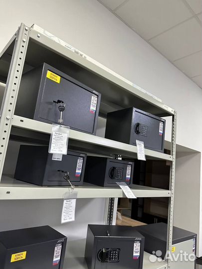 Офисные сейфы