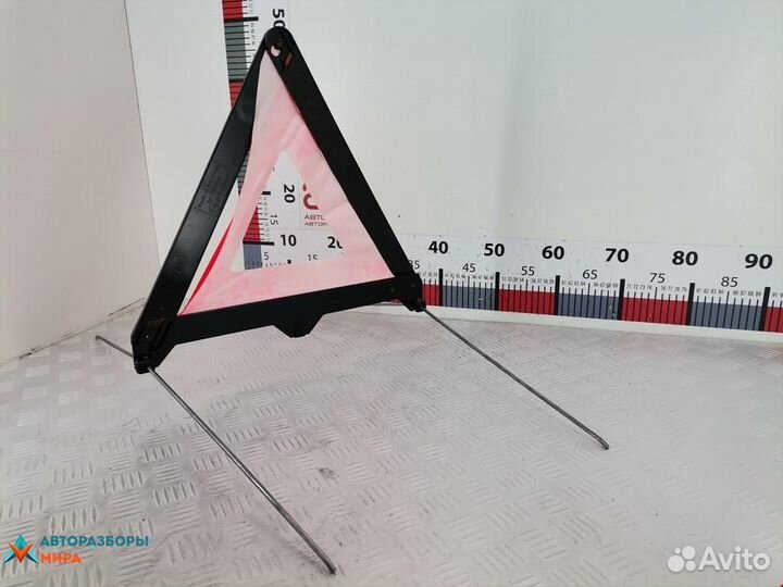 Знак аварийной остановки BMW X5 E53 2001