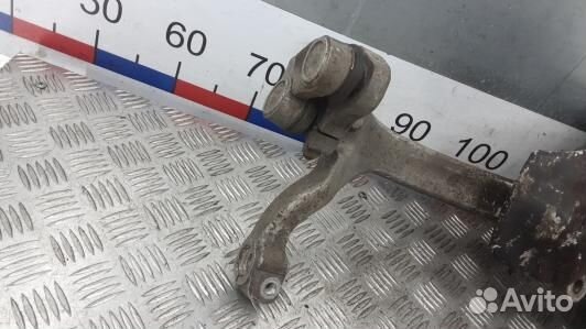 Ступица передняя правая audi A6 C6 (2UK15N901)