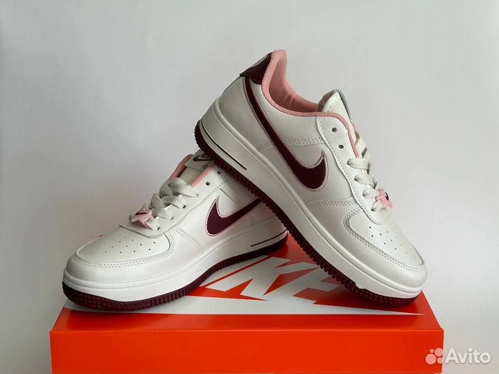 Кроссовки женские nike air force