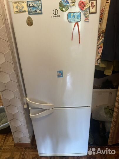 Холодильник indesit бу
