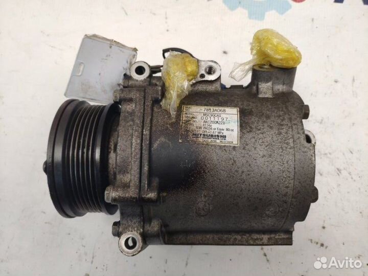 Компрессор кондиционера Mitsubishi Outlander Xl