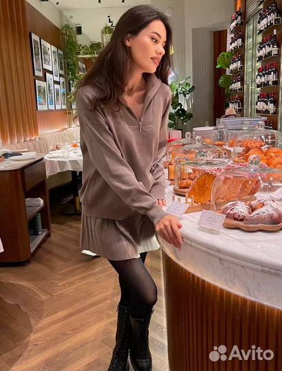 Костюм женский с юбкой