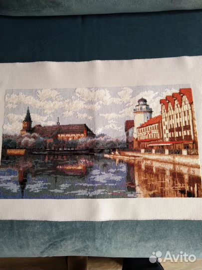 Картина вышитая крестом