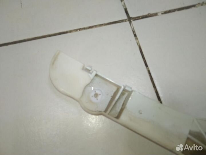 Кронштейн заднего бампера правый Nissan Almera G15