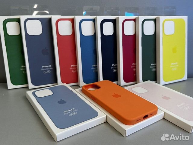 Чехлы на iPhone Silicone Case Magsafe Анимация