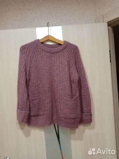 Свитер