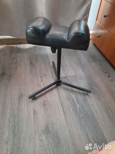 Педикюрная подставка для ног бу