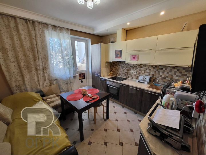 1-к. квартира, 40 м², 21/25 эт.