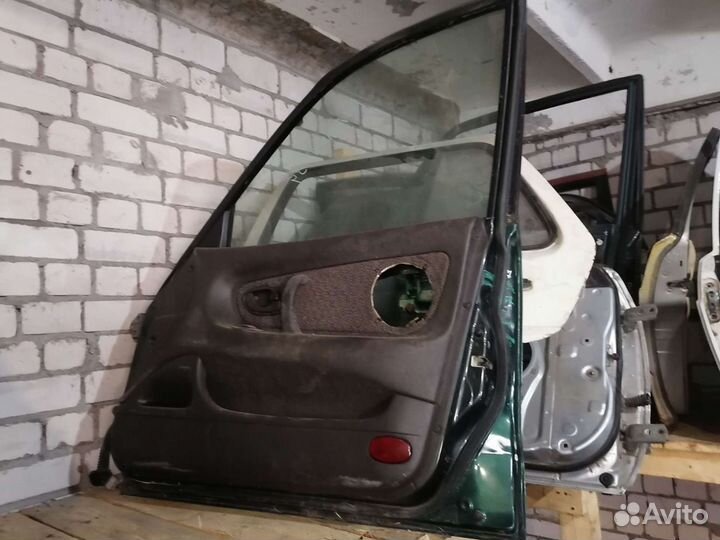Дверь передняя правая mitsubishi galant 7