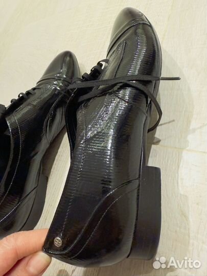 Туфли женские Hugo Boss 40р