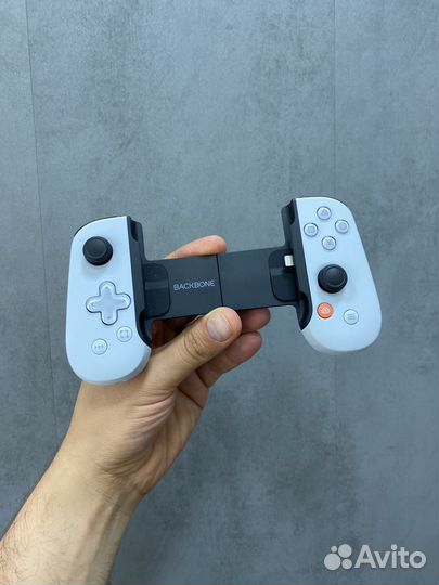 Игровой контроллер Backbone One для iPhone