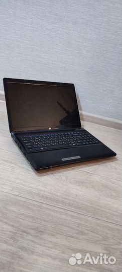 Ноутбук DNS 0146169 в разбор