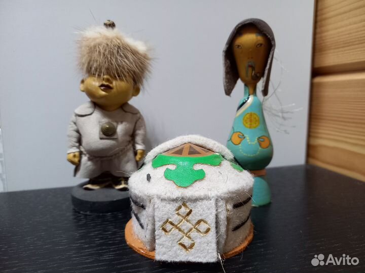 Куклы: монгол, мудрец, юрта