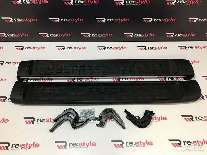 Подножки Toyota FJ Cruiser 06-18г