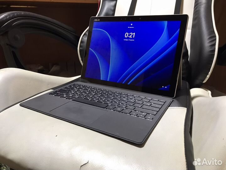 Планшетобук Asus Transformer 3 Pro