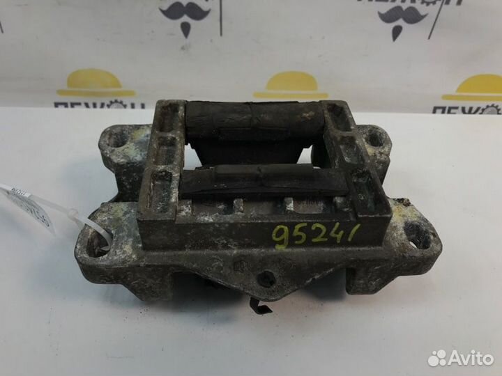 Подушка двигателя левая Ford Mondeo St220 B4Y 3.0