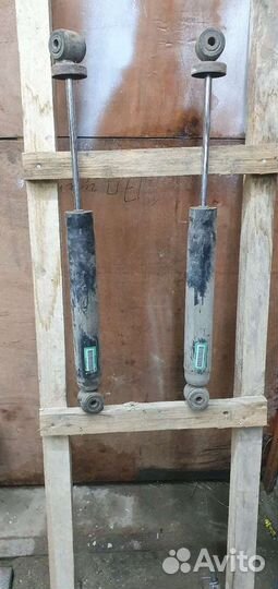 Амортизаторы гранд чероки wk