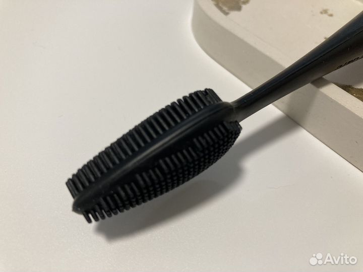 Силиконовая щеточка для лица Double Dare OMG