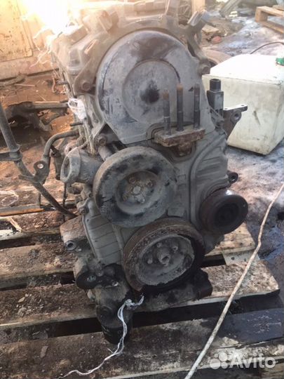 Двигатель Mitsubishi Outlander 2.4 4G69 2006