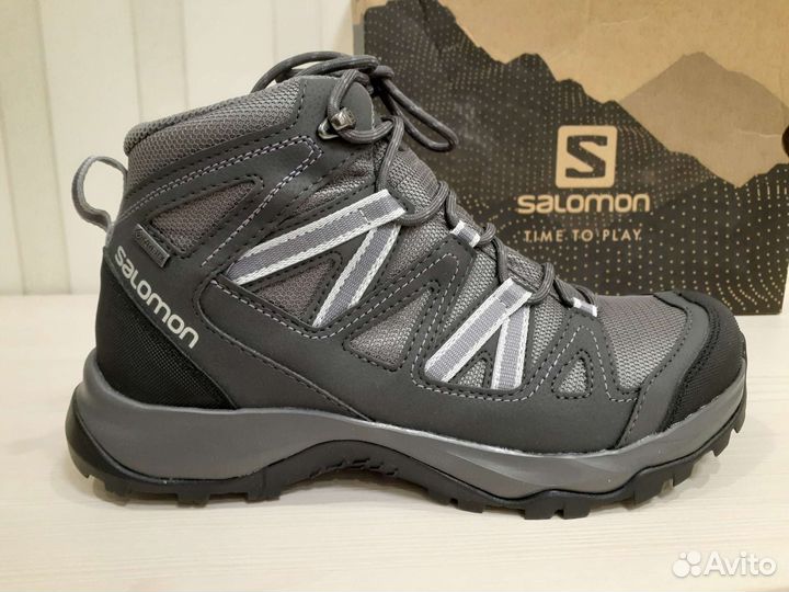 Кроссовки женские Salomon gore-TEX