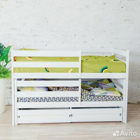 Кроватка выдвижная из натурального дерева для малы