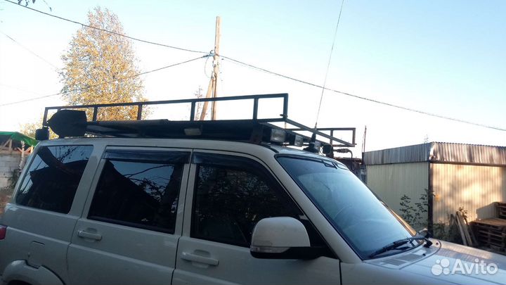 Багажник на крышу