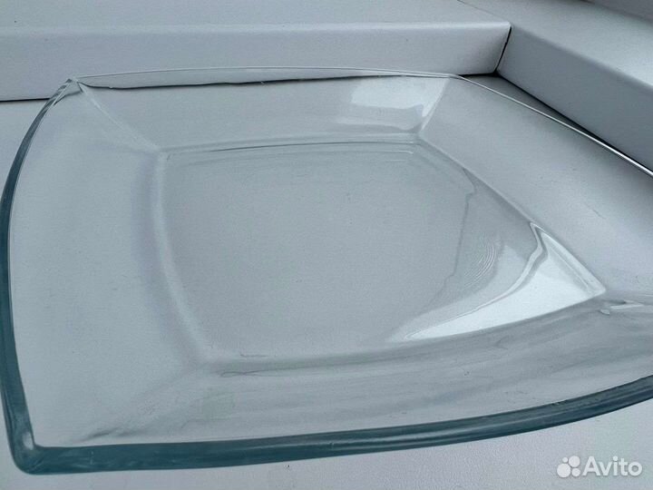 Тарелка блюдо прозрачная квадратная стекло