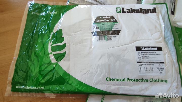 Защитный костюм