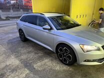 Skoda Superb 2.0 AMT, 2018, 242 000 км, с пробегом, цена 2 350 000 руб.