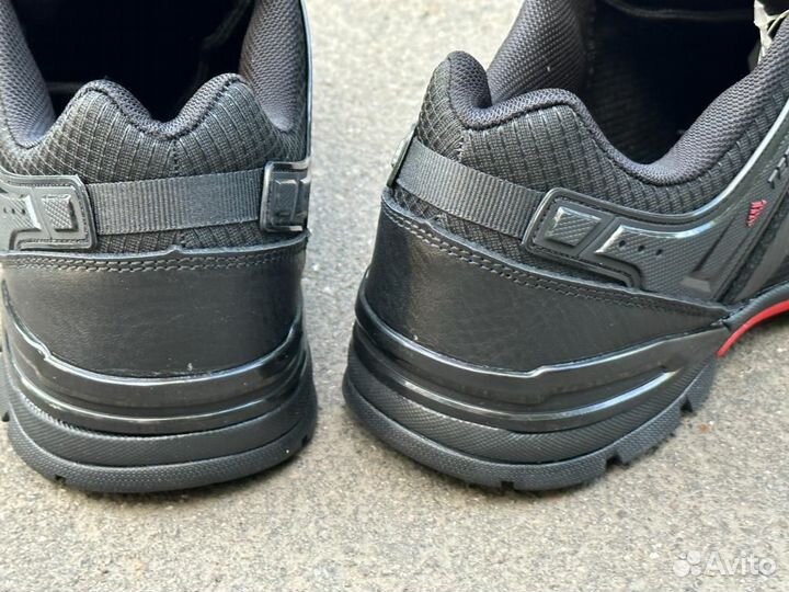 Кроссовки adidas terrex