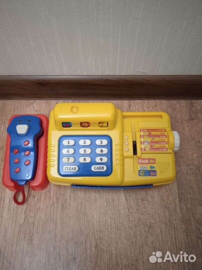 Кассовый аппарат игрушечный