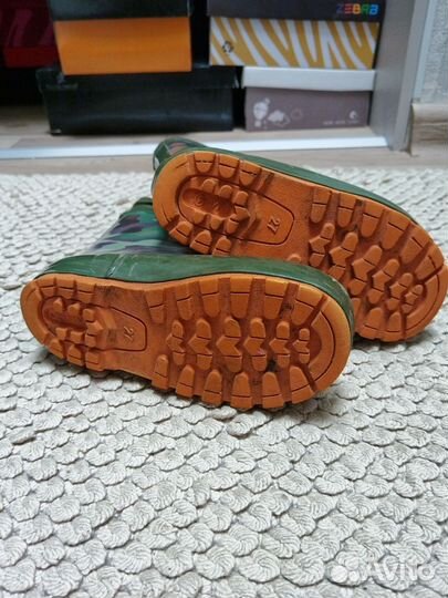 Детские резиновые сапоги