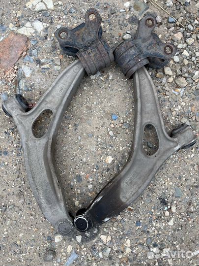 Передние рычаги на Ford focus 3