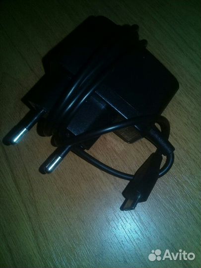 Зарядка Mikro USB