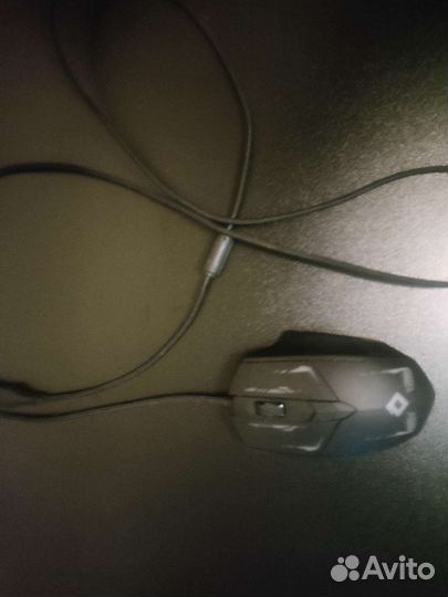 Игровая клавиатура и мышь