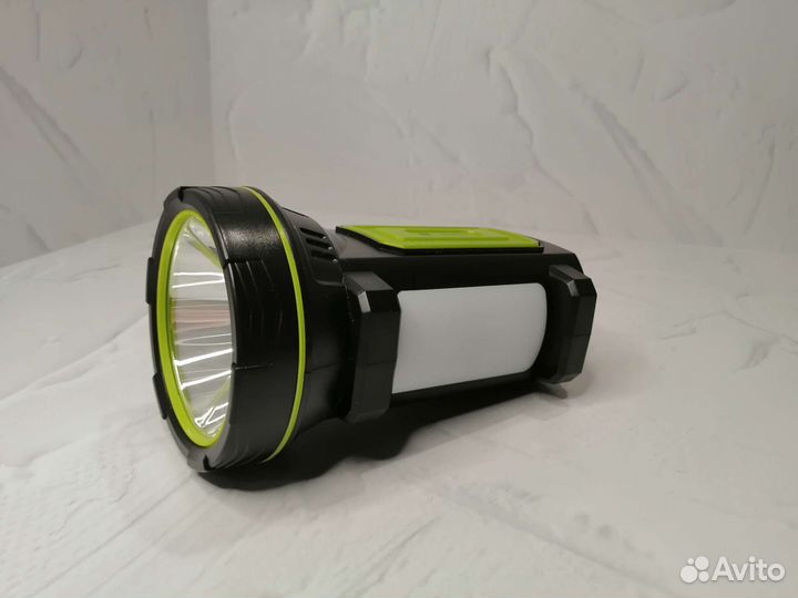 Аккумуляторный фонарь прожектор