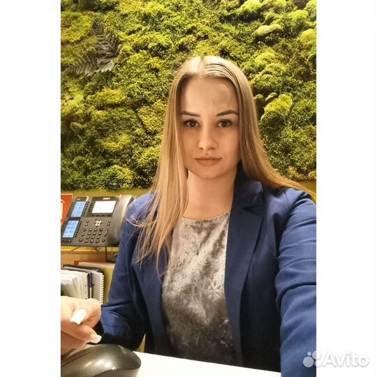 Администратор на ресепшен