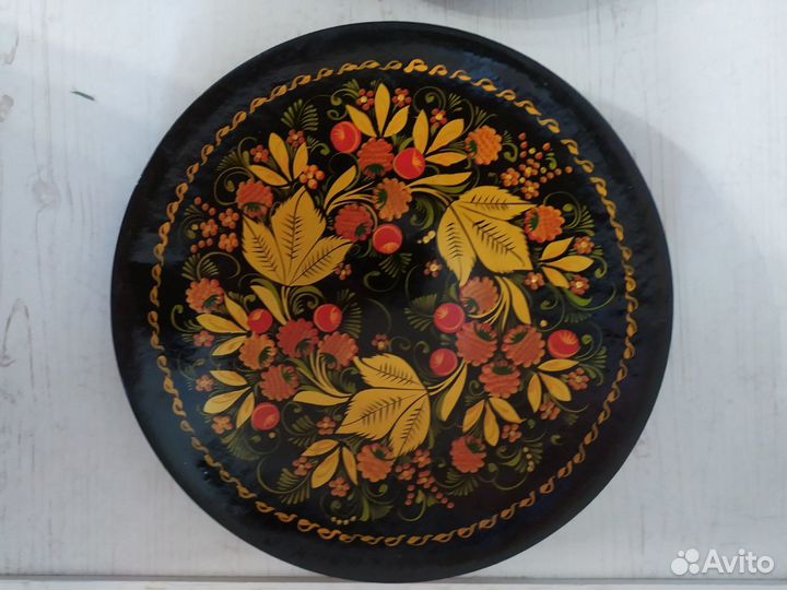 Тарелка настенная Хохлома