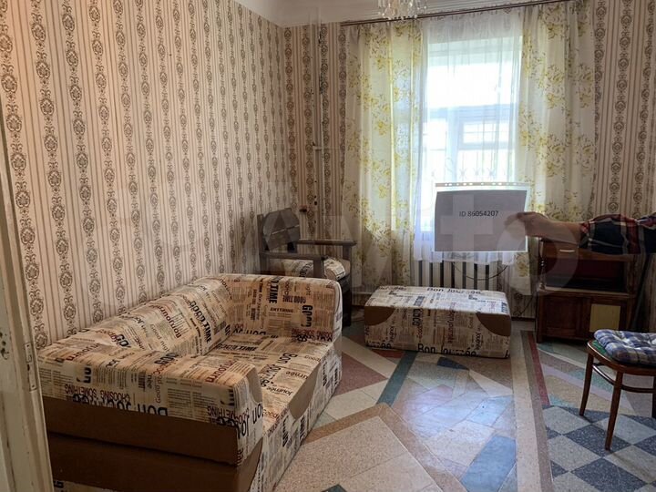 2-к. квартира, 46 м², 1/3 эт.