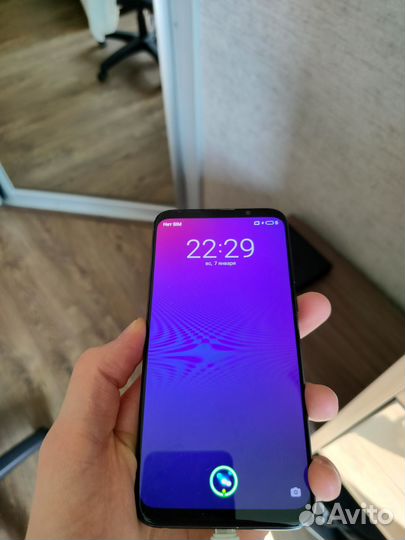 Meizu 16, 6/64 ГБ