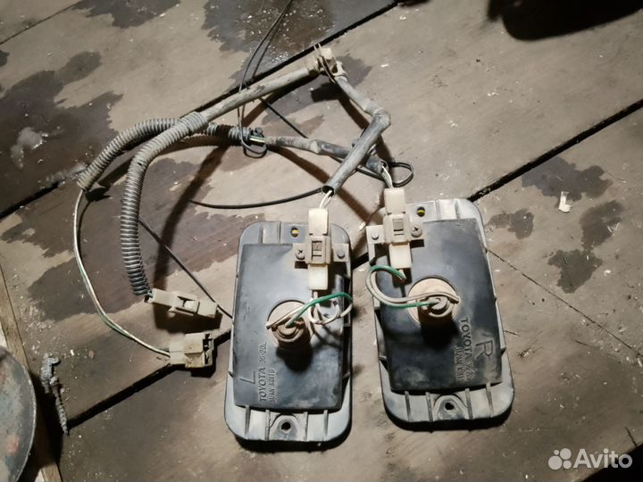 Фара противотуманные тойота