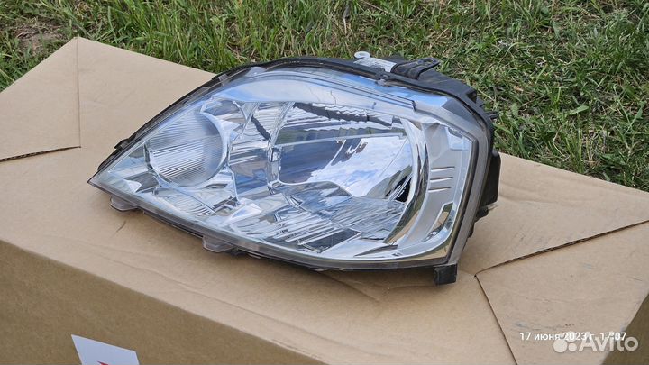 Фара перед. лев. Renault Iogan, 260602739R