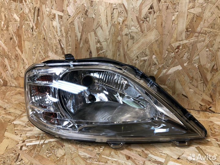 Фары LADA ларгус